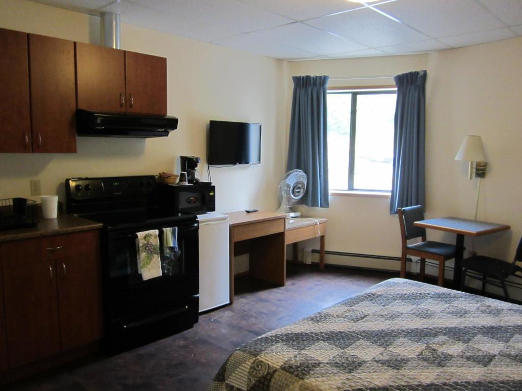 Anchor Inn Hotel Prince Rupert Habitación foto