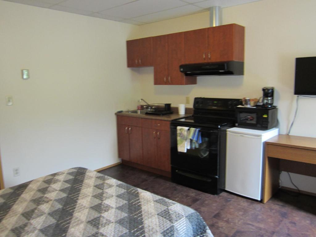 Anchor Inn Hotel Prince Rupert Habitación foto